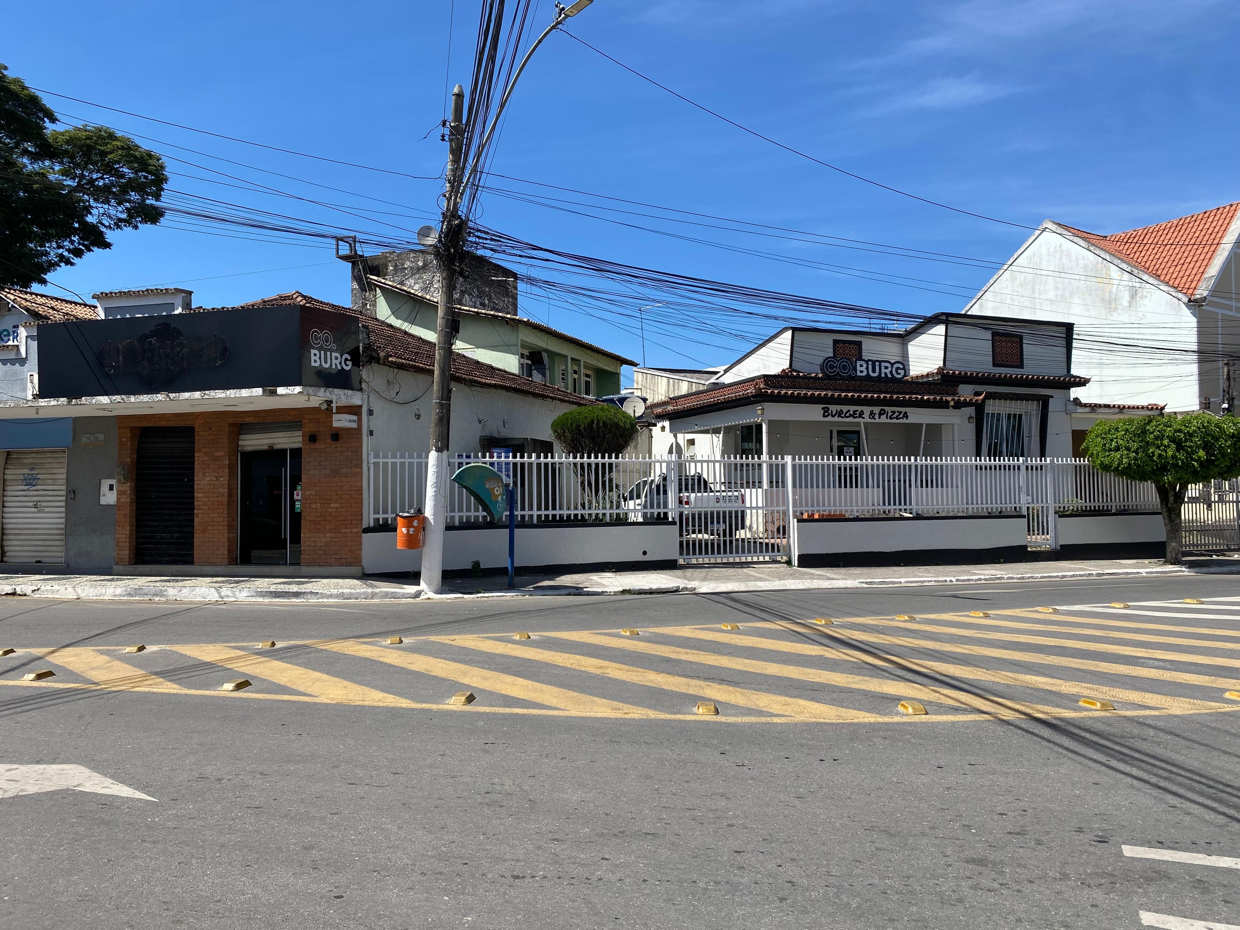 Fachada da Co.Burg na Rua São João, no Centro de Itaboraí